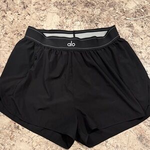 ALO Yoga Women's Black Athletic Shorts